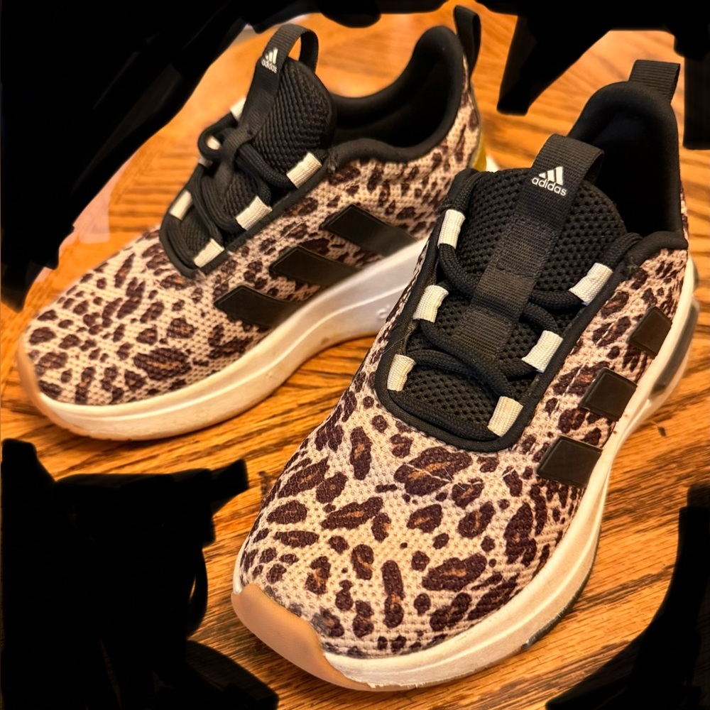 Adidas KIDS Racer TR23 Shoes -Size 12